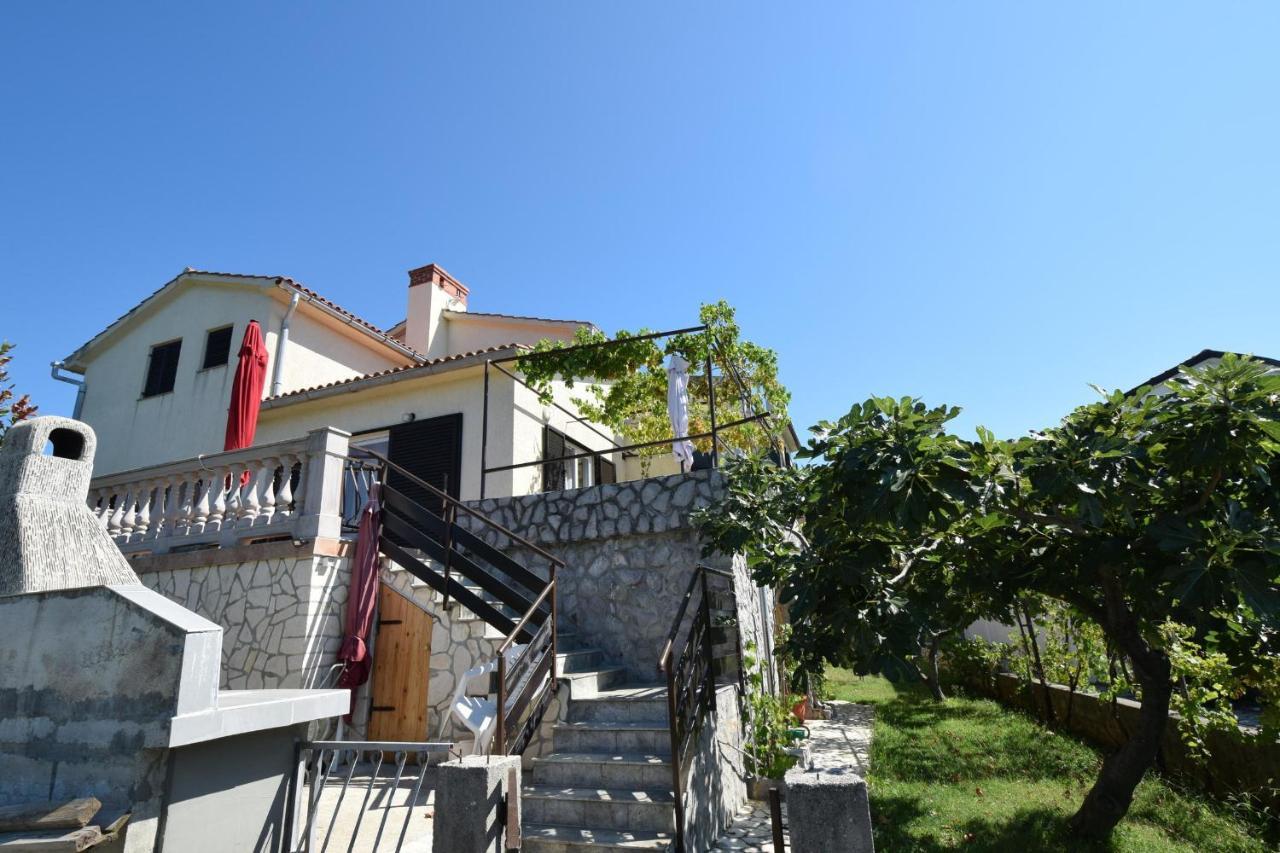 Apartment Pampas Omišalj Zewnętrze zdjęcie
