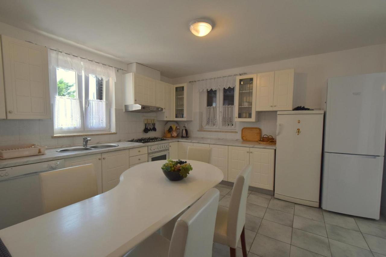 Apartment Pampas Omišalj Zewnętrze zdjęcie
